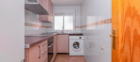 1 bedroom Apartment in La Zubia, Spain No. 170198 3