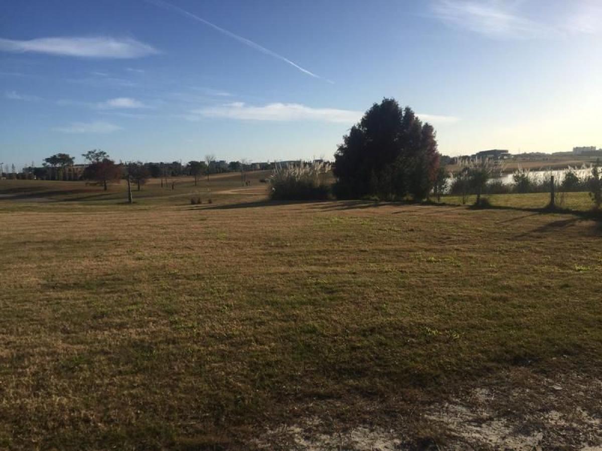  Land in Tigre, Argentina No. 48639