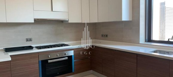 5 bedrooms Villa in Yas Island, UAE No. 44421 6