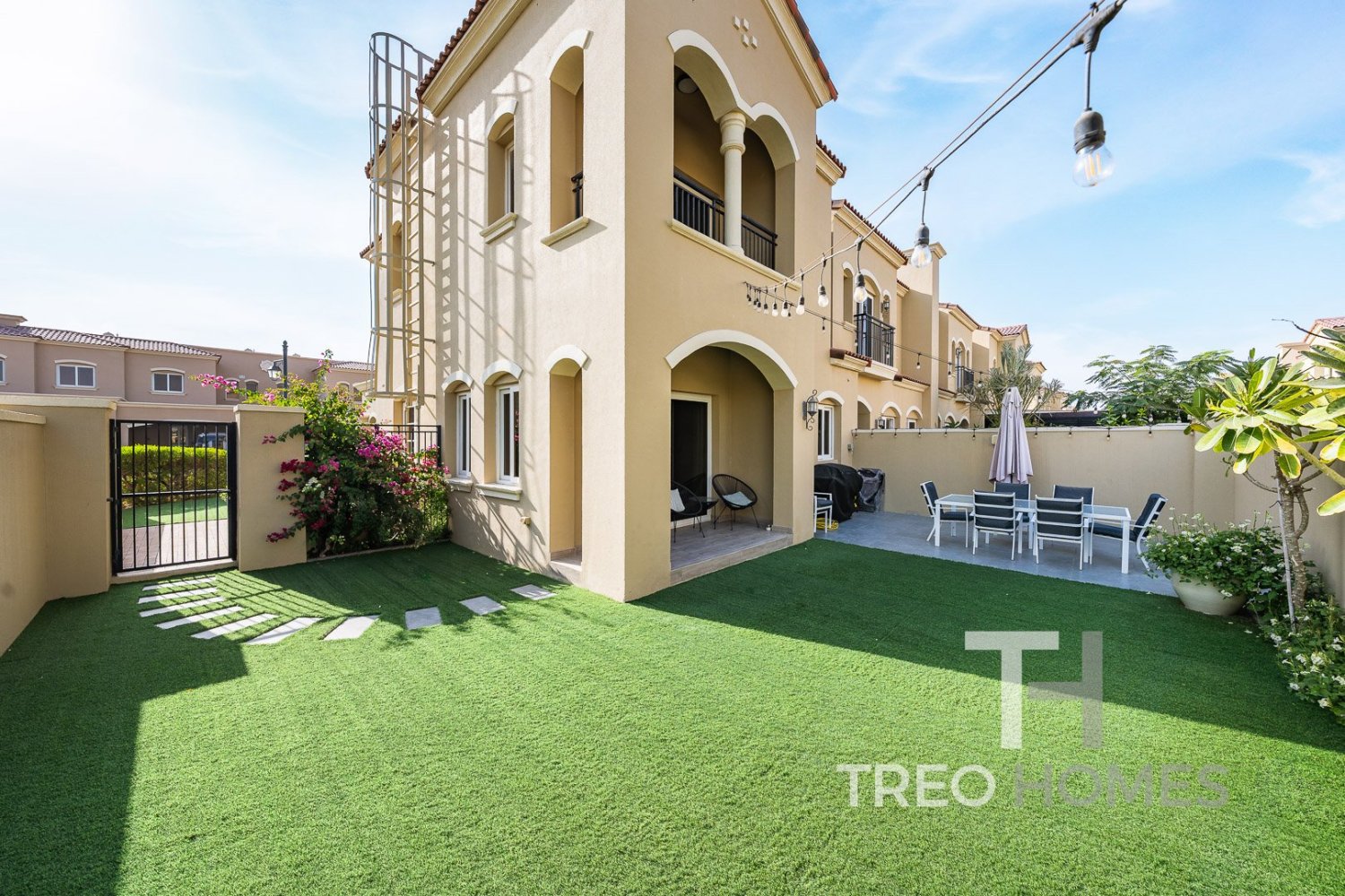 Adosado de 3 dormitorios en Serena, UAE No. 94538