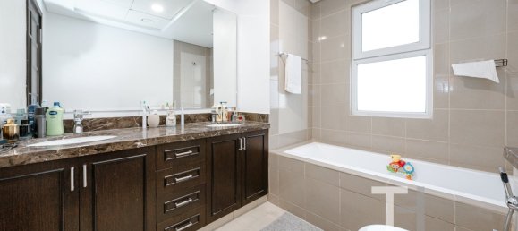 Adosado de 3 dormitorios en Serena, UAE No. 94538 25