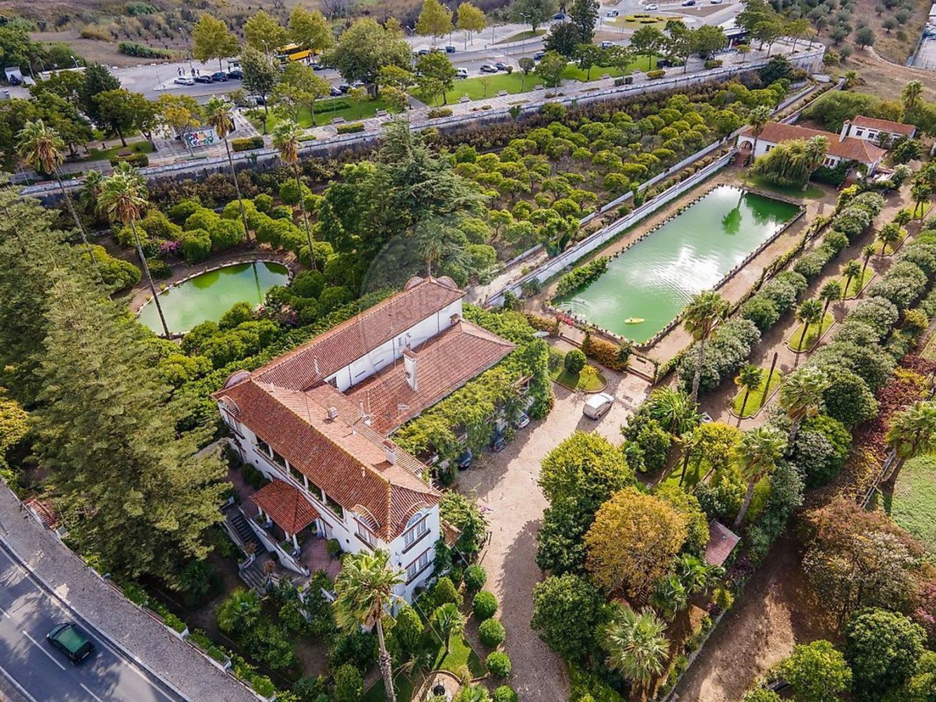 10 bedrooms Castles in Palmela, Portugal No. 49535