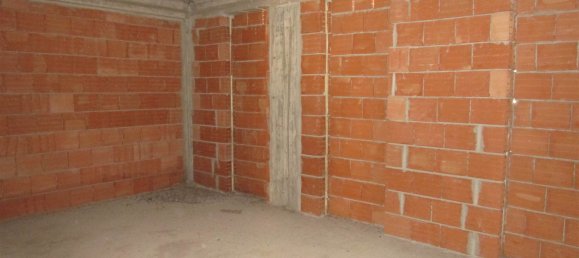 20 rooms House in Vittoria, Italy No. 275533 5