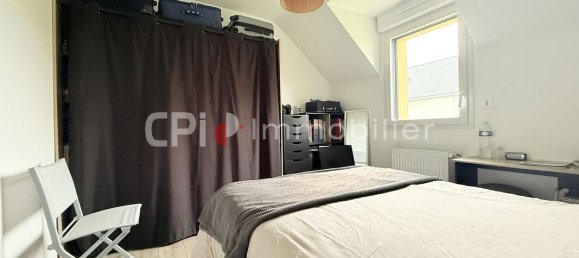 4 bedrooms House in Saint-Meloir-des-Ondes, France No. 189970 4