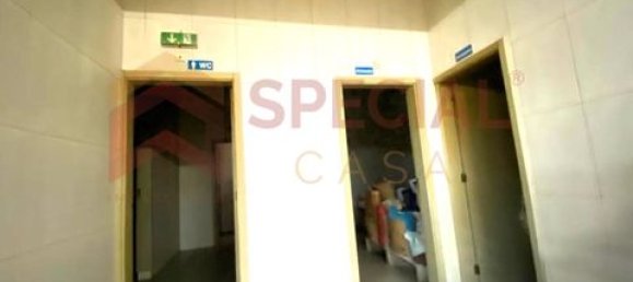 483m² Commercial property in Paredes, Portugal No. 151689 21