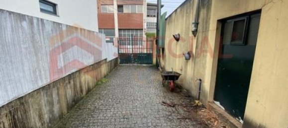 483m² Commercial property in Paredes, Portugal No. 151689 35