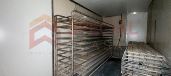 483m² Commercial property in Paredes, Portugal No. 151689 40