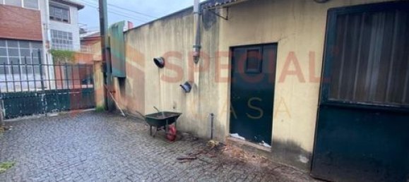 483m² Commercial property in Paredes, Portugal No. 151689 33