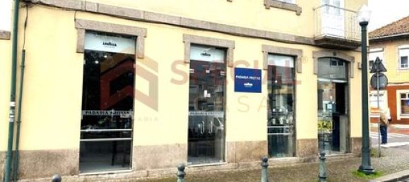 483m² Commercial property in Paredes, Portugal No. 151689 3