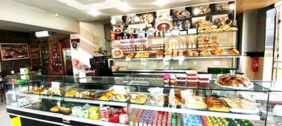 483m² Commercial property in Paredes, Portugal No. 151689 11