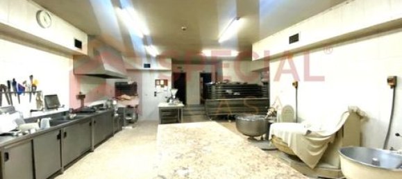 483m² Commercial property in Paredes, Portugal No. 151689 24