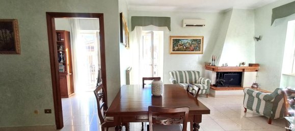 Apartamento de 3 habitaciónes en Calcata, Italy No. 176949 6