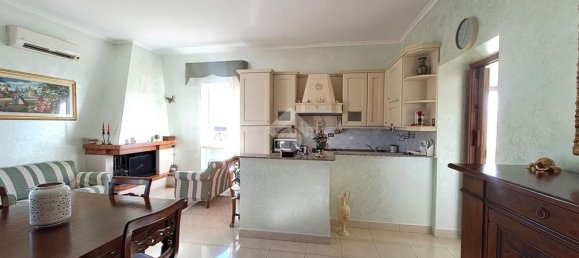 Apartamento de 3 habitaciónes en Calcata, Italy No. 176949 10