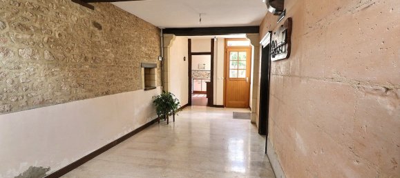 6 bedrooms House in Prouilly, France No. 69598 3