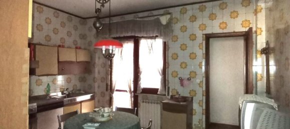 5 Schlafzimmer Wohnung in Caserta, Italy, Nr. 318439 3
