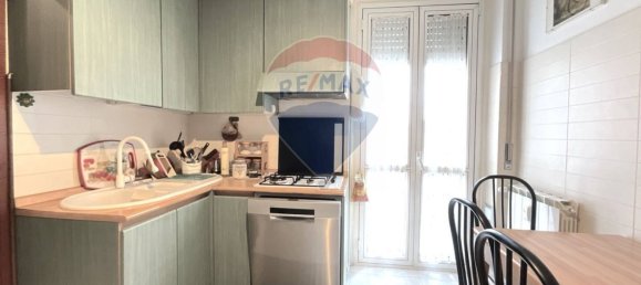 3 rooms Apartment in Arese, Italy No. 339048 7