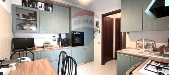 3 rooms Apartment in Arese, Italy No. 339048 6