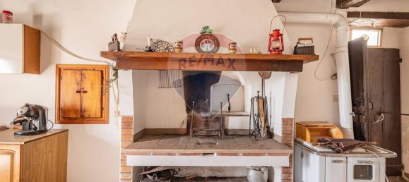 8 bedrooms House in Apiro, Italy No. 346294 9