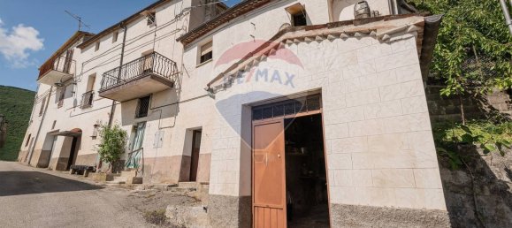 8 bedrooms House in Apiro, Italy No. 346294 16