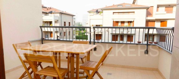 Квартира с 2 спальнями в Ассаго, Италия № 278895 21