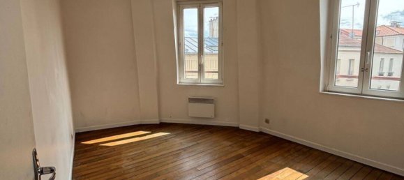 2 bedrooms Apartment in Nogent-sur-Marne, France No. 328980 4