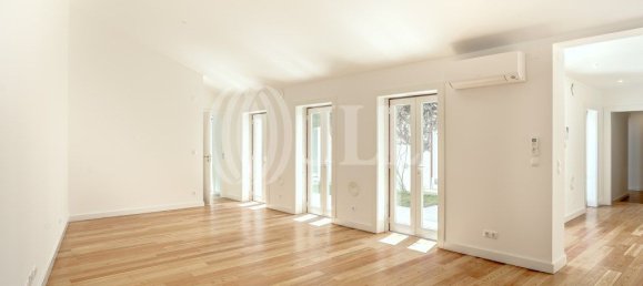 3 Schlafzimmer Wohnung in Lisbon, Portugal, Nr. 209144 2