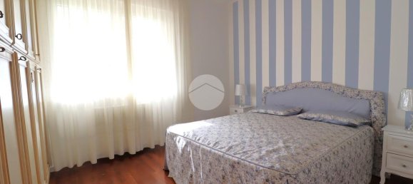8 rooms Villa in Giulianova, Italy No. 76813 2