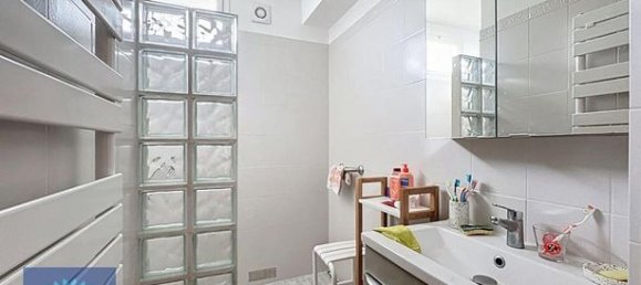 4 bedrooms House in Mennecy, France No. 311059 8