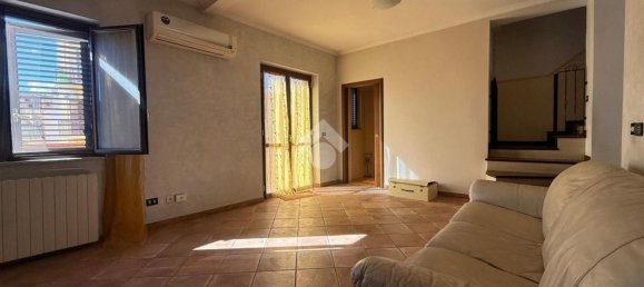 3 rooms Apartment in Reggio Calabria, Italy No. 269332 16