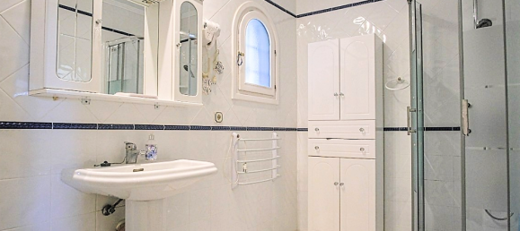 4 bedrooms Villa in Altea, Spain No. 4425 13