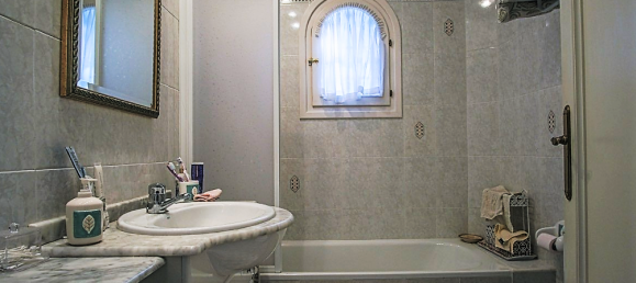 4 bedrooms Villa in Altea, Spain No. 4425 9