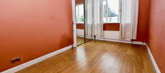 2 bedrooms House in Worksop, United Kingdom No. 2303 7