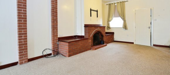 2 bedrooms House in Worksop, United Kingdom No. 2303 2