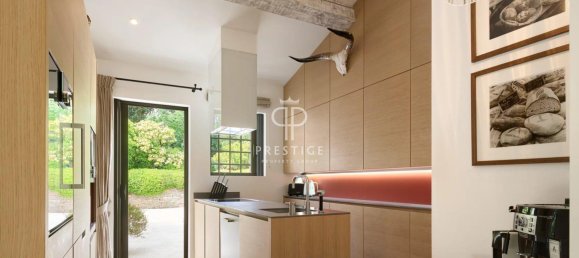 5 bedrooms Villa in Saint-Tropez, France No. 347799 8