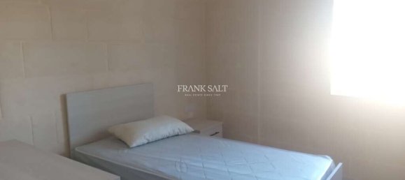 3 bedrooms Apartment in Xaghra, Malta No. 6127 11