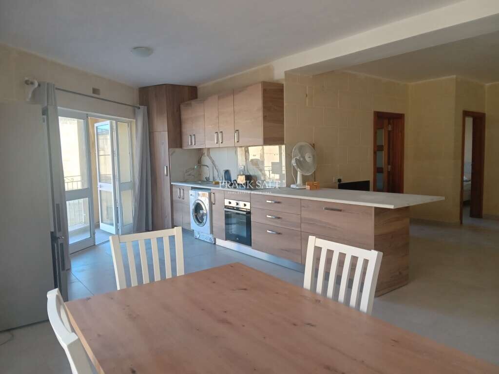 3 bedrooms Apartment in Xaghra, Malta No. 6127