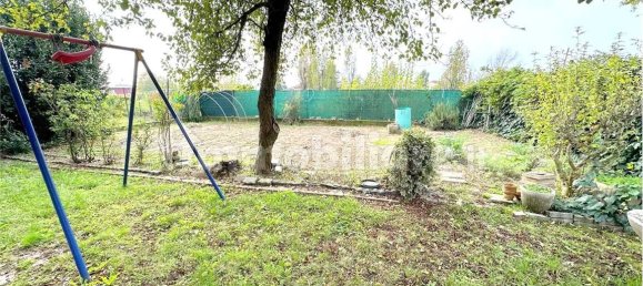 4 bedrooms Villa in Basaluzzo, Italy No. 215803 5