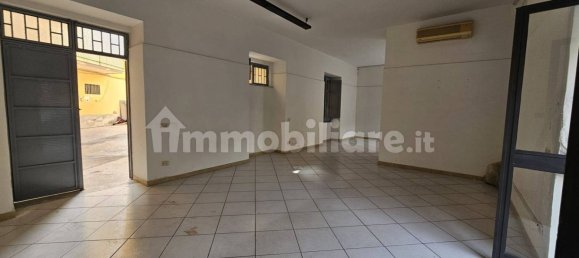 1 room Commercial property in Sant'Arpino, Italy No. 160008 3