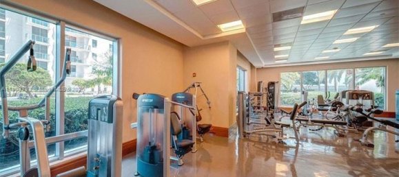 2 dormitorios propiedad comercial en venta en Miami, Miami-Dade, Florida, USA № 614220 9