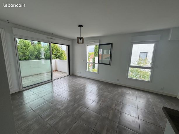 2 bedrooms Apartment in Bayonne, France No. 278988