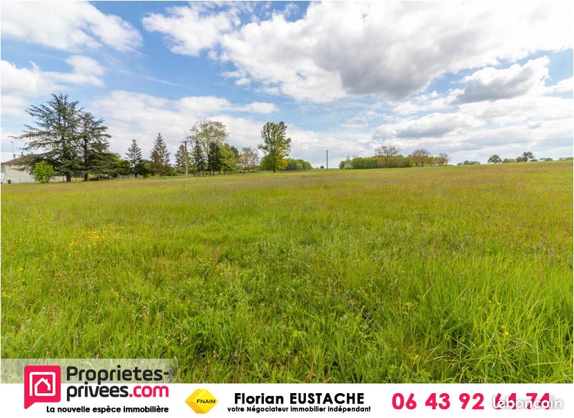 Земельный участок 4359м² в Шабри, Франция № 74327