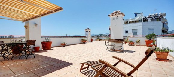 3 bedrooms Penthouse in Fuengirola, Spain No. 161185 3