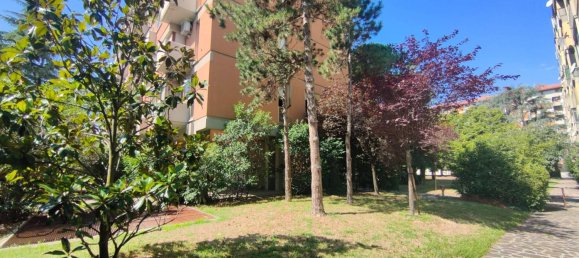 3 bedrooms Apartment in Bologna, Italy No. 283187 2