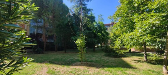 3 bedrooms Apartment in Bologna, Italy No. 283187 7