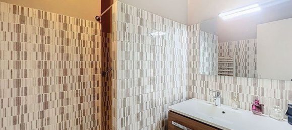 Apartamento de 2 dormitorios en Garches, France No. 320469 8