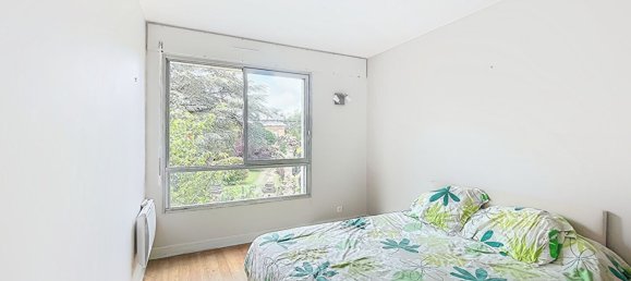 Apartamento de 2 dormitorios en Garches, France No. 320469 5