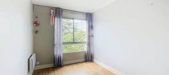 Apartamento de 2 dormitorios en Garches, France No. 320469 6