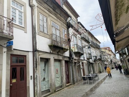 257m² Building in Santana da Azinha, Portugal No. 90647