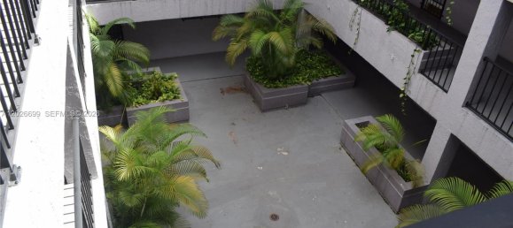 1 dormitorio propiedad comercial en venta en Miami, Miami-Dade, Florida, USA № 615049 13