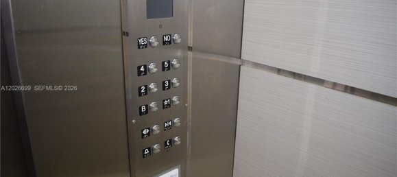 1 dormitorio propiedad comercial en venta en Miami, Miami-Dade, Florida, USA № 615049 6